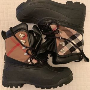 Burberry Boots (great condition)